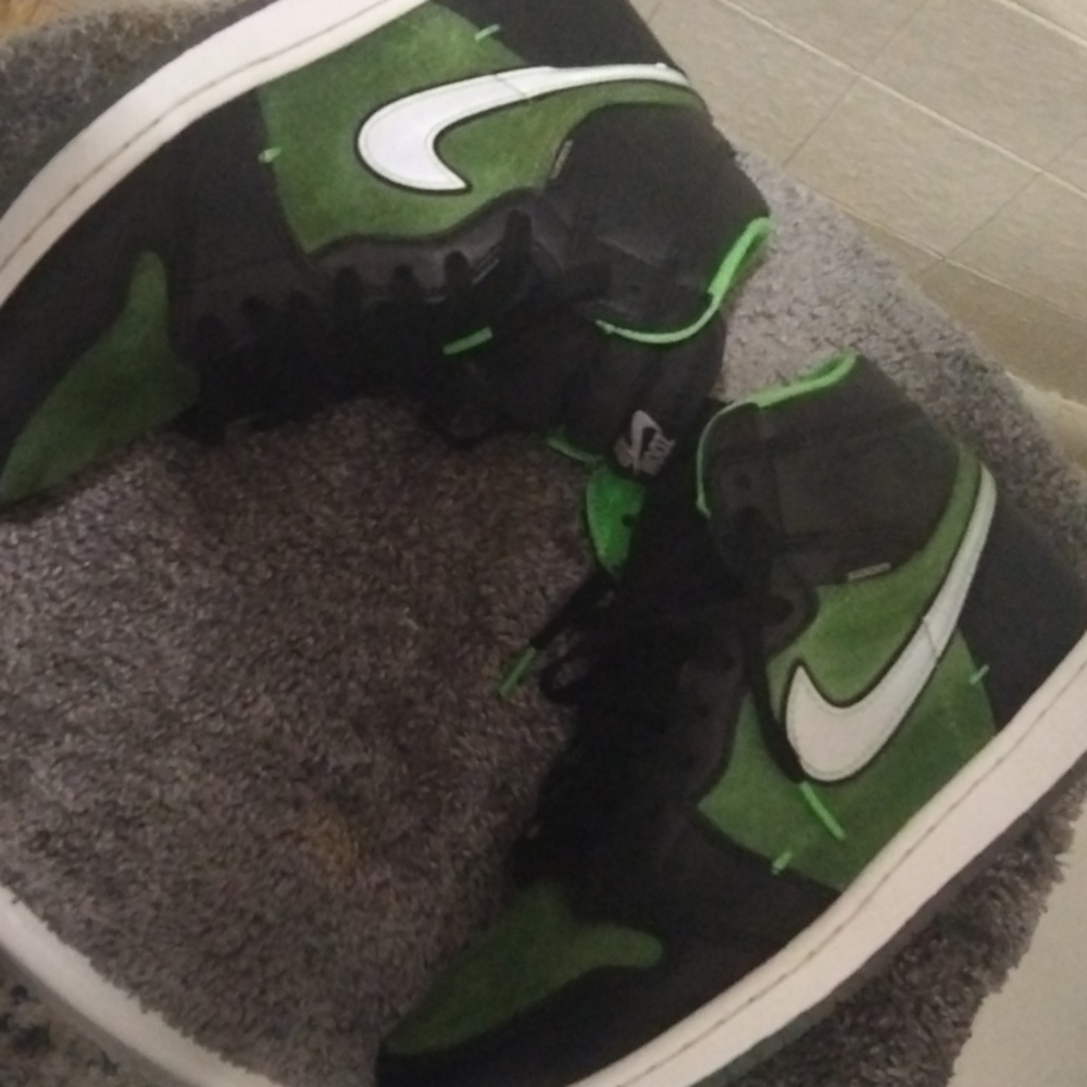 Jordan 1 - Picture 2 of 4